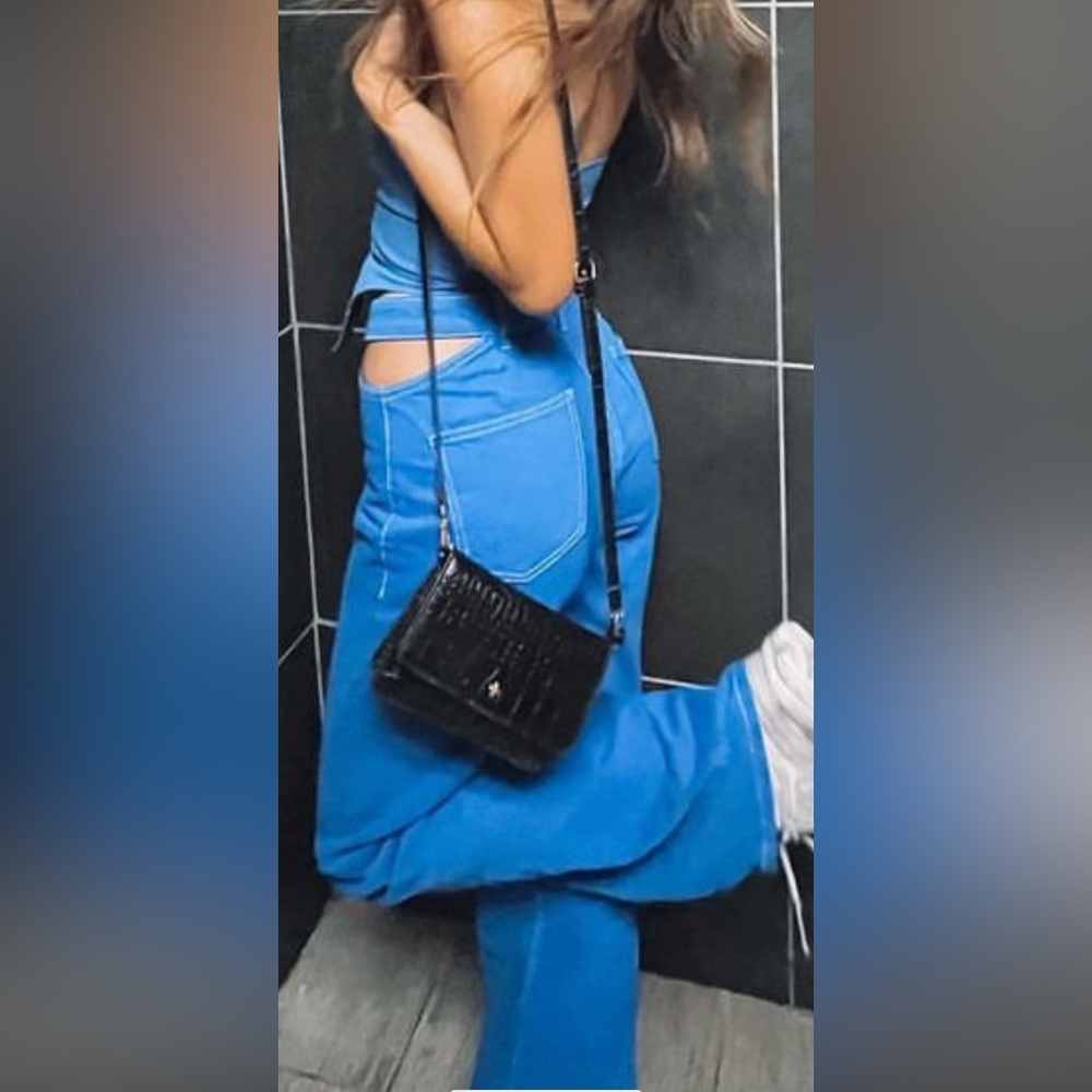 Zara blue cutout jeans size 6